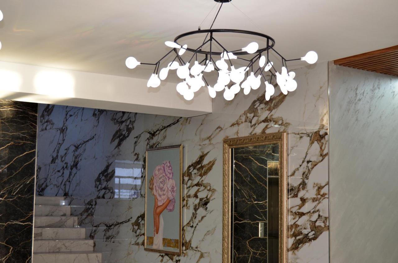 Golden Park Hotel Павлодар Екстер'єр фото