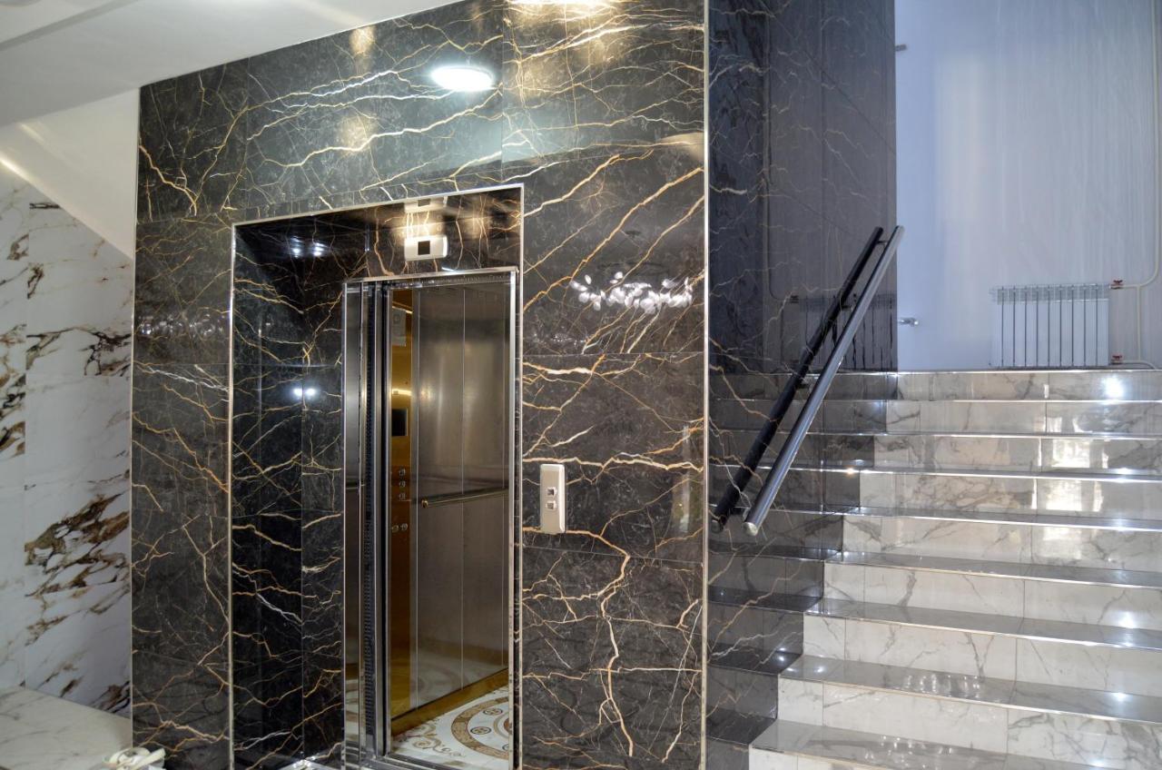 Golden Park Hotel Павлодар Екстер'єр фото