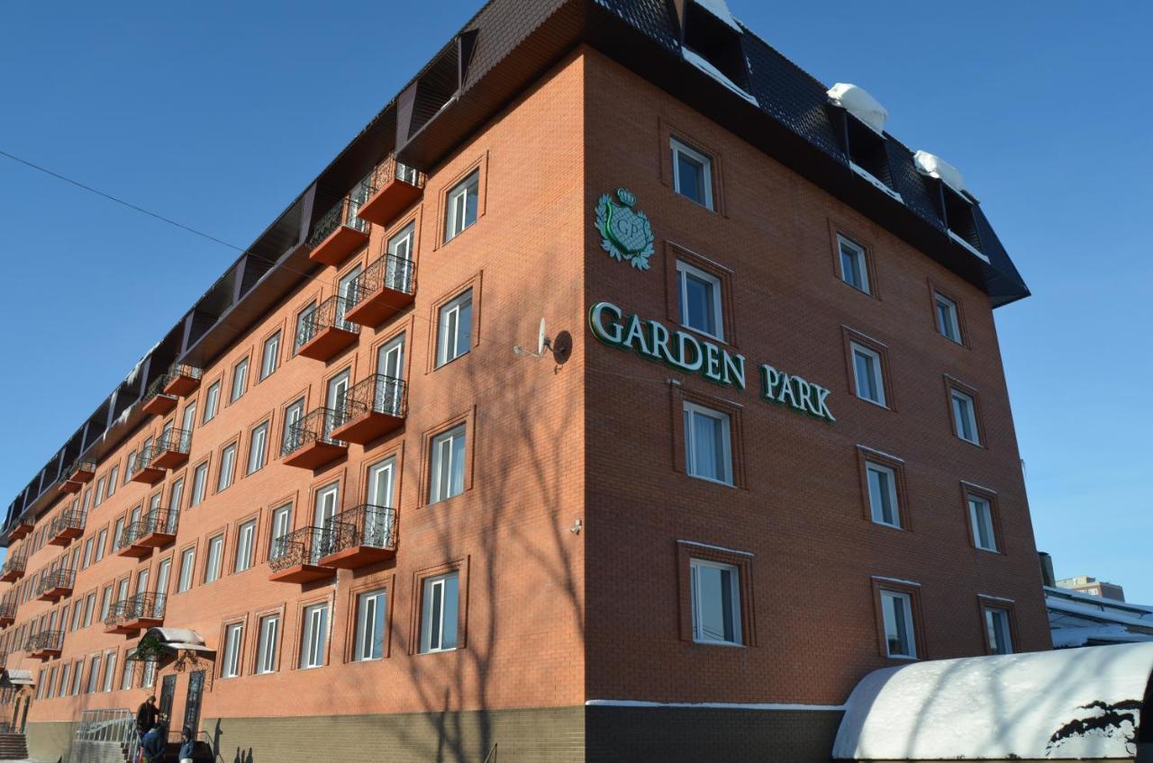Golden Park Hotel Павлодар Екстер'єр фото