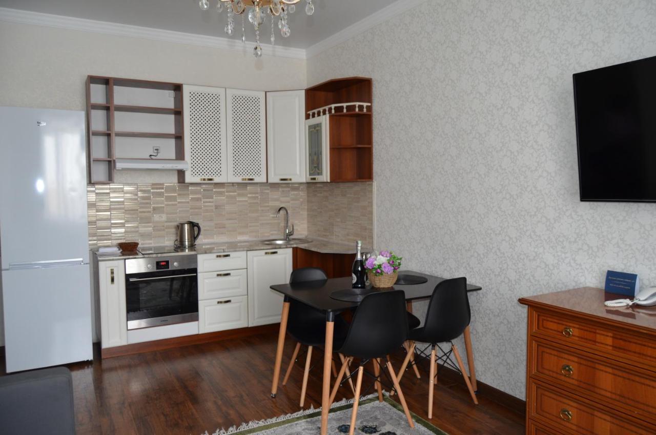 Golden Park Hotel Павлодар Екстер'єр фото